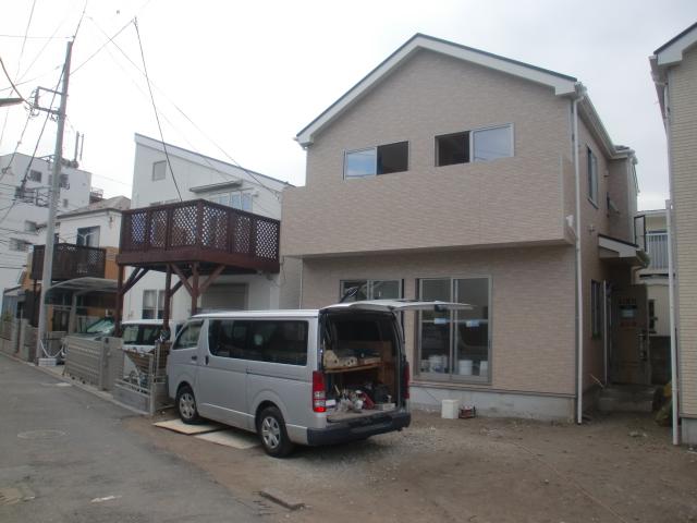 Local appearance photo. Local (10 May 2013) Shooting 1 Building