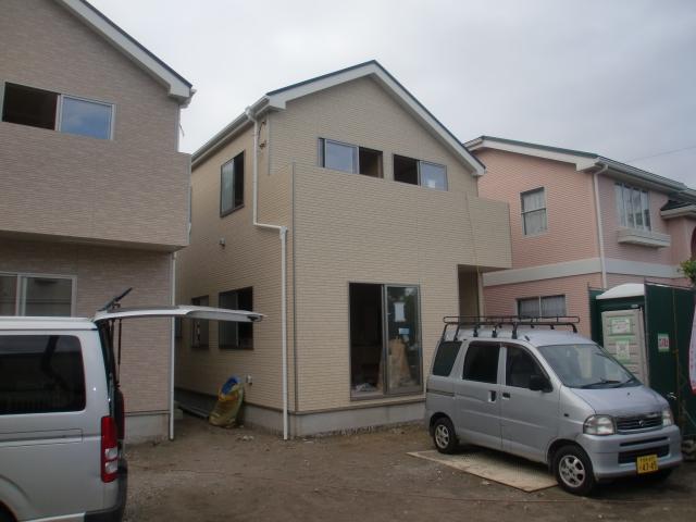 Local appearance photo. Local (10 May 2013) Shooting Building 2