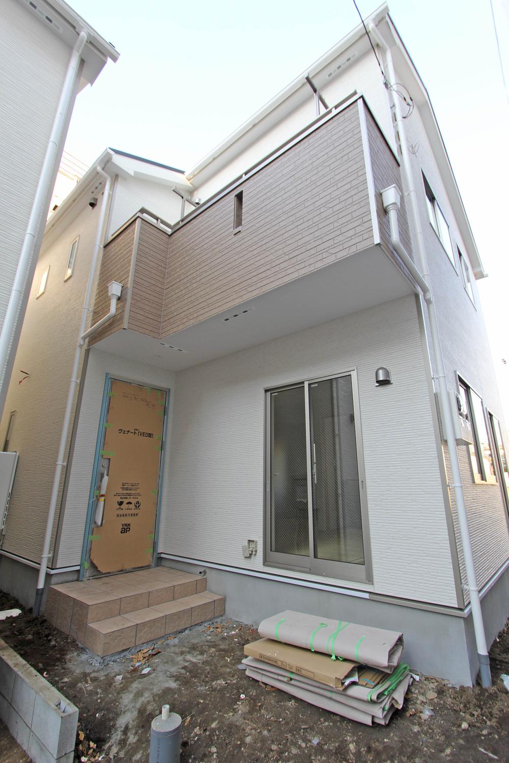 Local appearance photo. Local (December 03, 2013) Shooting It was a photo update. Building 2