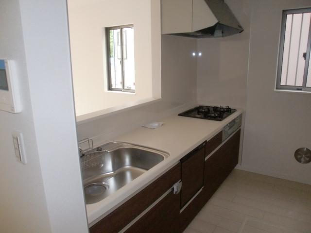 Kitchen. Indoor (July 2013) Shooting