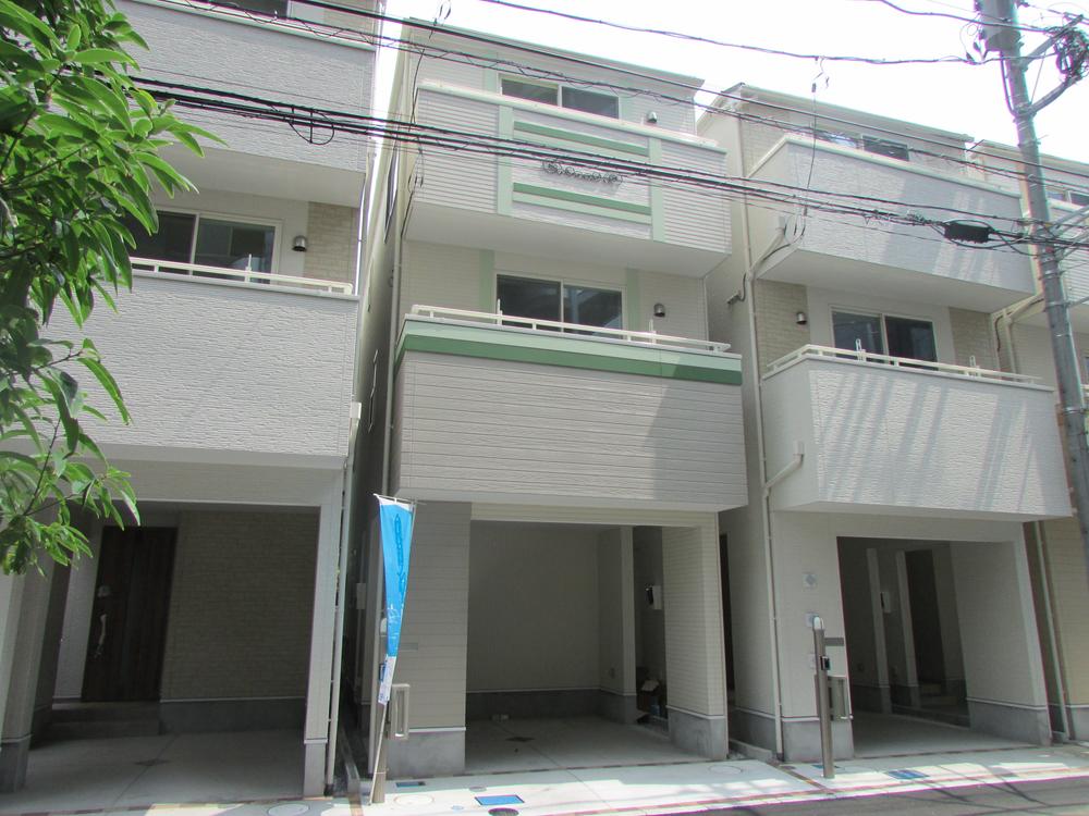 Local appearance photo. Local (August 2013) Shooting