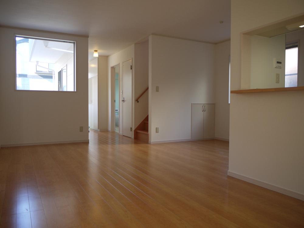 Living. Indoor (12 May 2013) Shooting