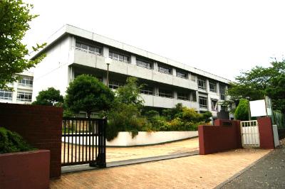 Junior high school. Oba 1200m until junior high school