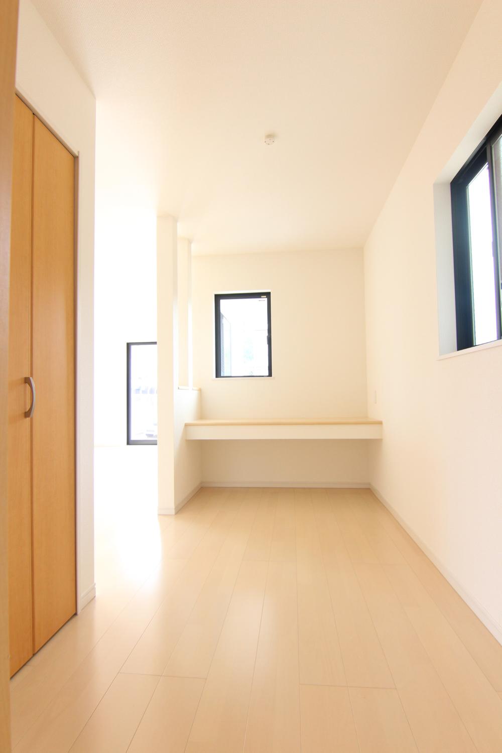 Same specifications photos (Other introspection). (Building 2) Computer Corner