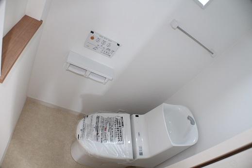 Toilet. Indoor (July 2013) Shooting