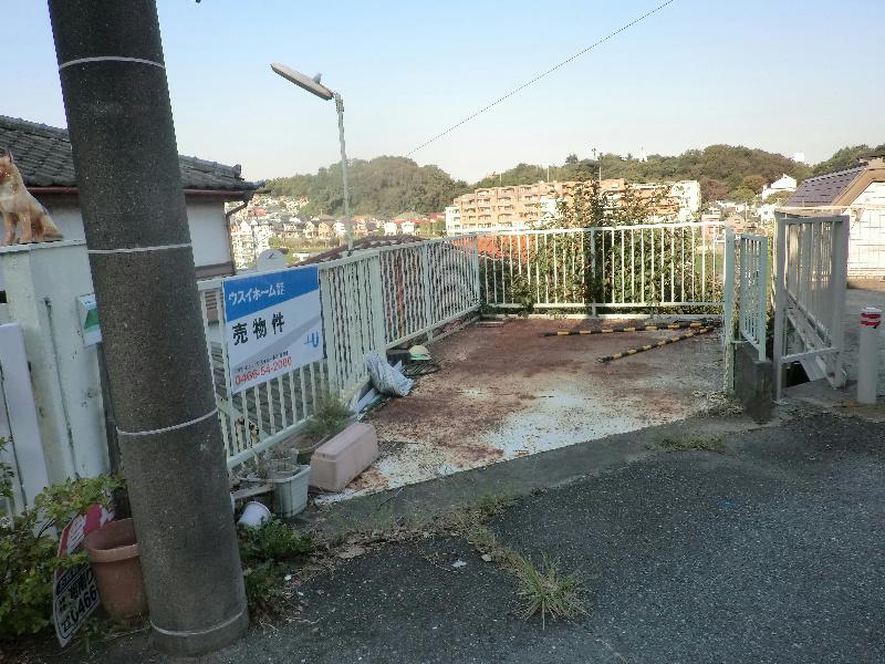 Local photos, including front road