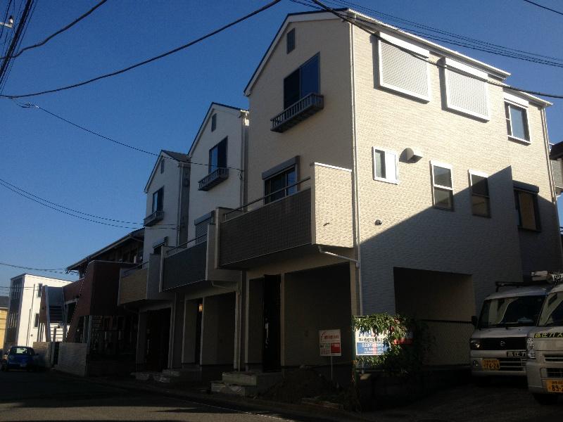 Local appearance photo. Also safe for children of a quiet residential area!