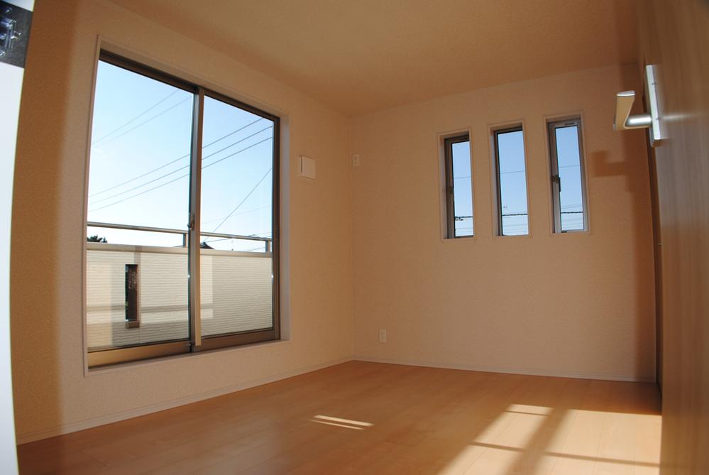 Non-living room. Indoor (11 May 2013) Shooting