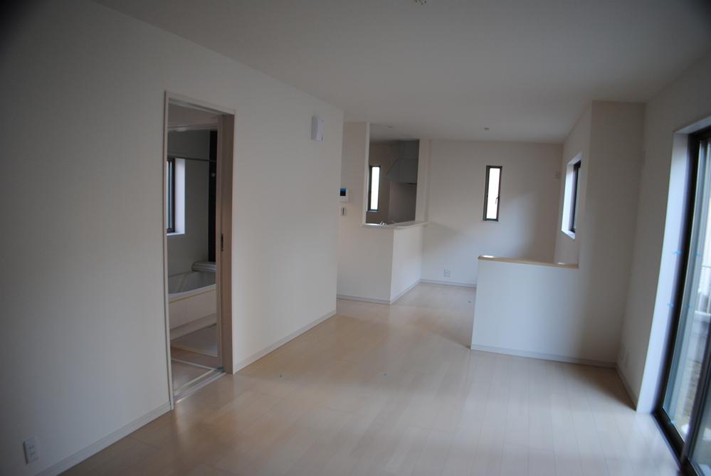 Living. Indoor (12 May 2013) Shooting