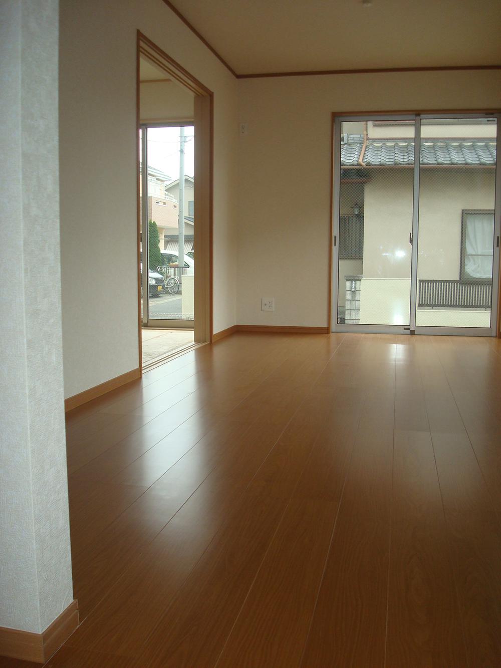 Living. Local (11 May 2013) Shooting