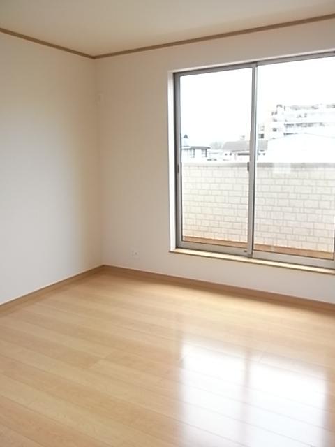 Same specifications photos (Other introspection). Same specification example