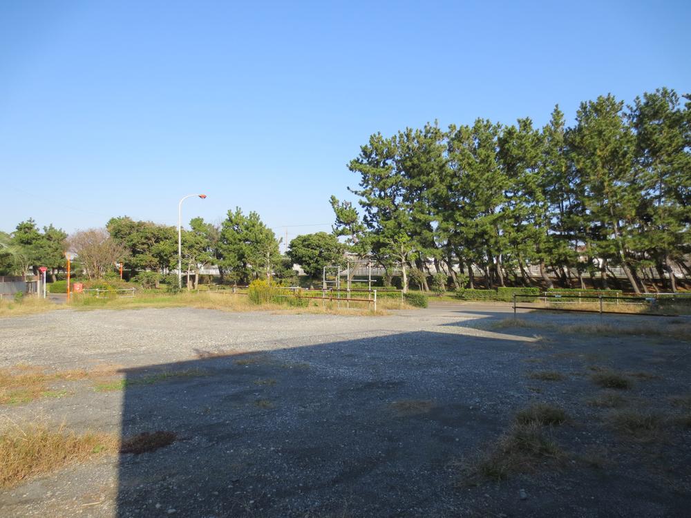 Local appearance photo. Local (11 May 2013) Shooting