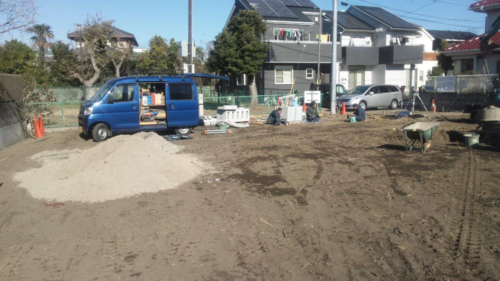 Local land photo. Local (12 May 2012) shooting