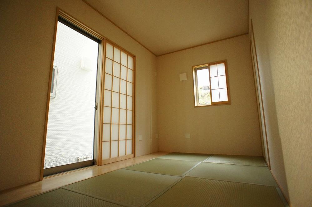 Non-living room. Indoor (12 May 2013) Shooting, The first floor storeroom 5 pledge that can be used as a living room.