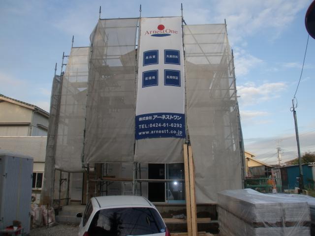 Local appearance photo. Local (10 May 2013) Shooting 1 Building