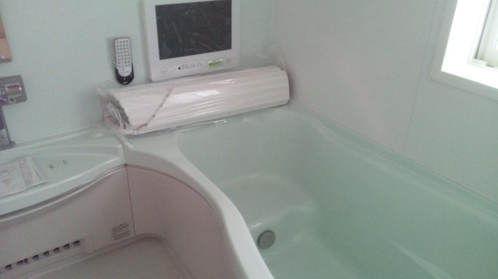 Bathroom. Indoor (June 2013) Shooting