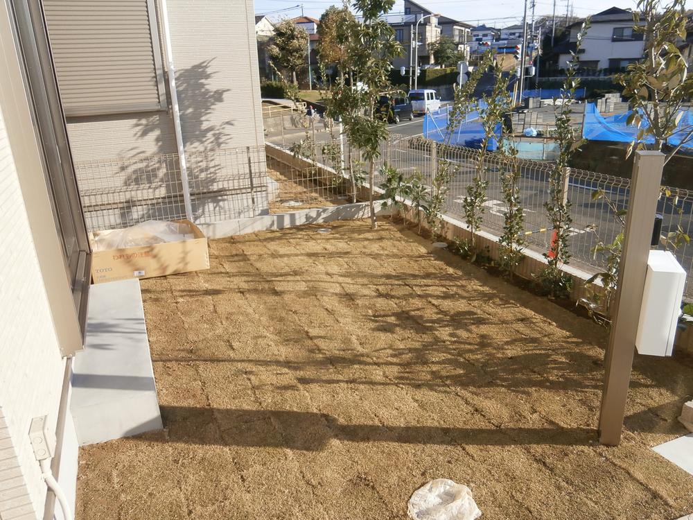 Garden. Local (12 May 2013) Shooting