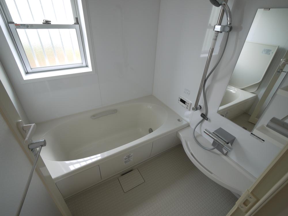 Bathroom. Indoor G (10 May 2013) Shooting