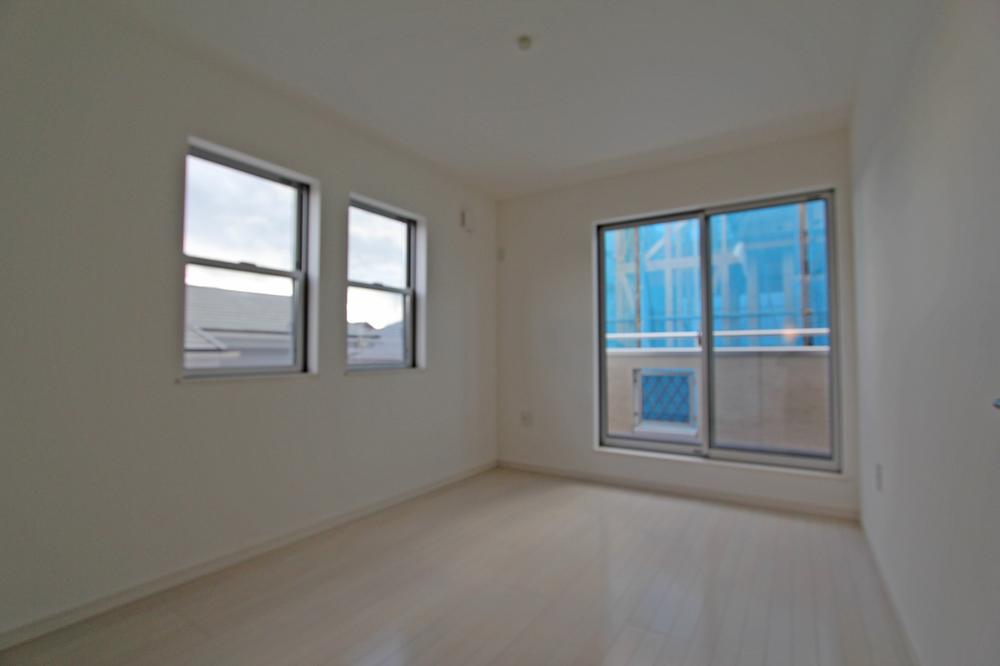 Non-living room. Indoor (12 May 2013) Shooting