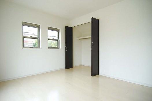 Non-living room. Building 3 room