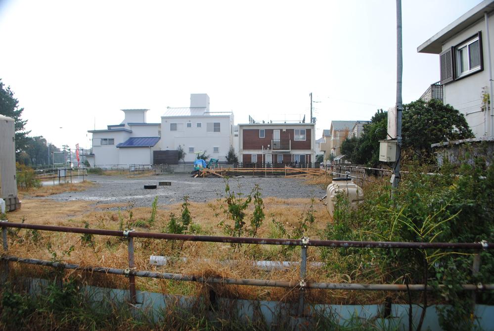 Local appearance photo. Local (12 May 2013) Shooting