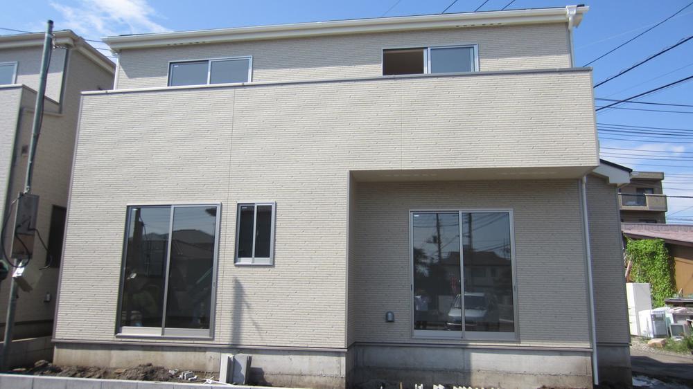 Local appearance photo. C Building (August 2013) Shooting