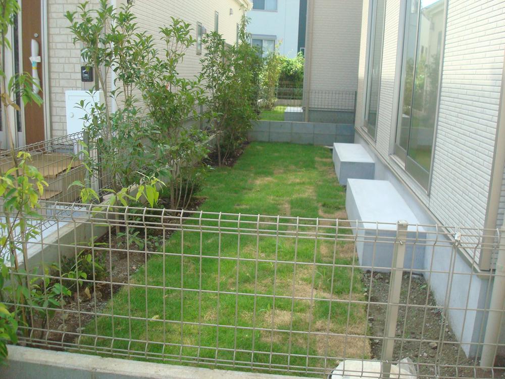 Garden. Local B (8 May 2013) Shooting