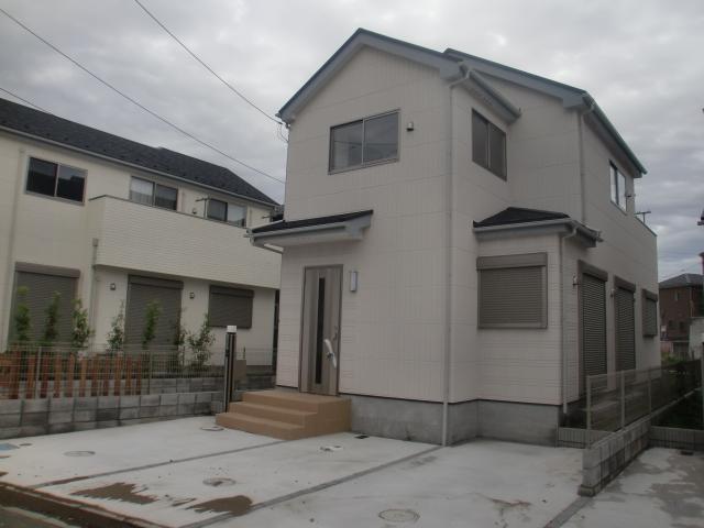 Local appearance photo. Local (10 May 2013) Shooting Building 2