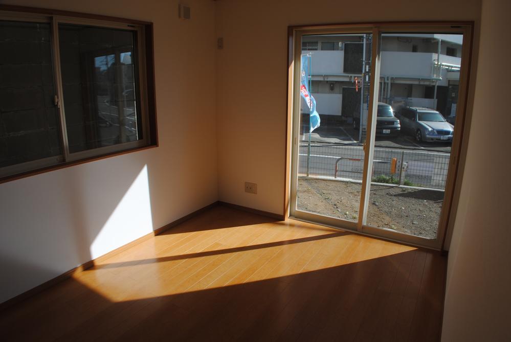 Non-living room. Indoor (04 May 2013) Shooting