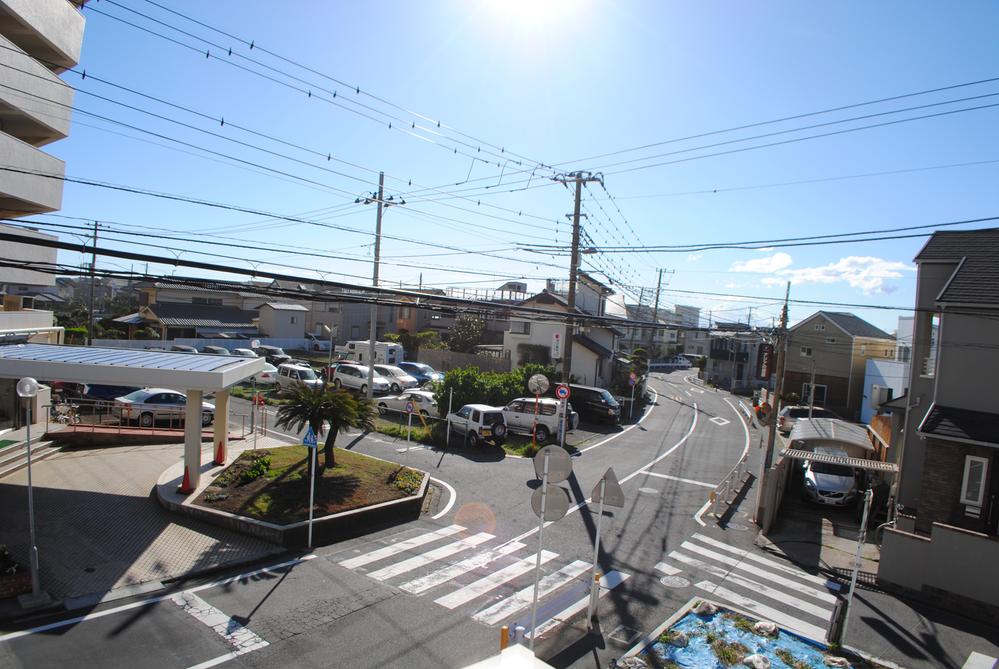 View photos from the dwelling unit. View from local (04 May 2, 0013 years) shooting