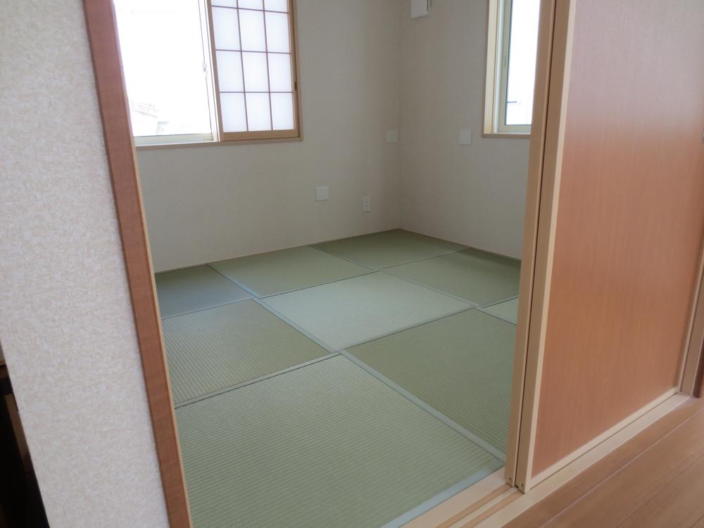 Non-living room. Indoor (10 May 2013) Shooting