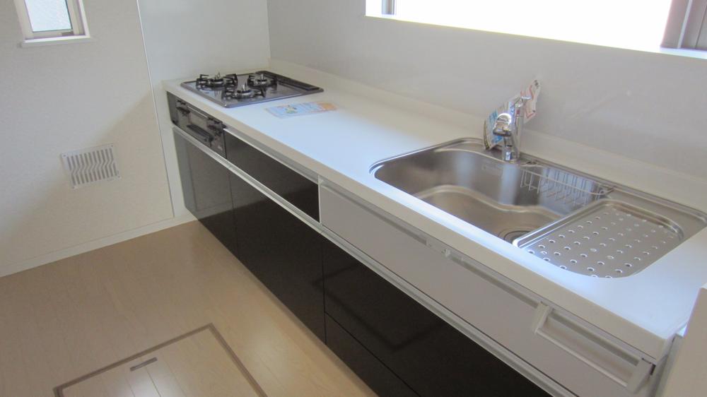 Same specifications photo (kitchen). Same specifications