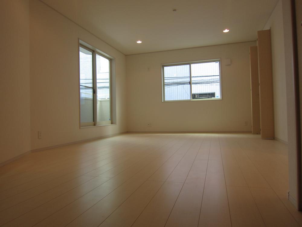 Living. Indoor (September 2013) Shooting