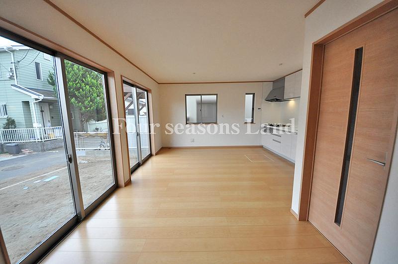 Living. Indoor (11 May 2013) Shooting 1 Building