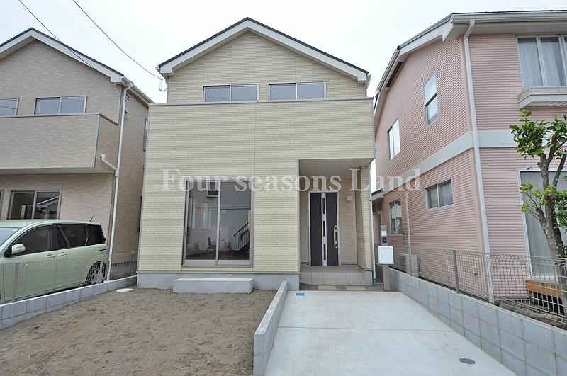 Local appearance photo. Local (11 May 2013) Shooting Building 2