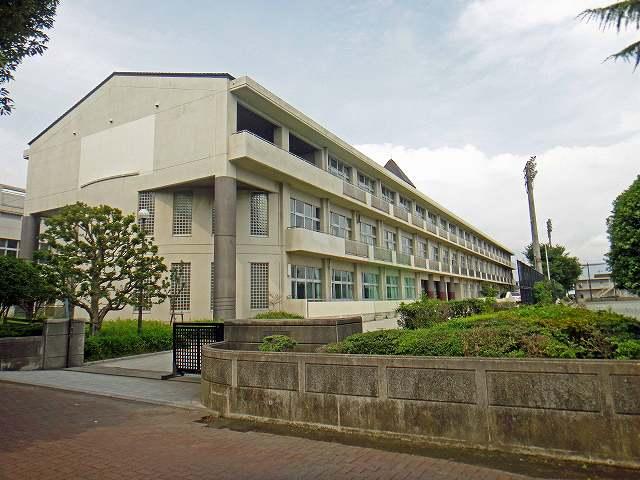 Junior high school. Chogo 1100m until junior high school