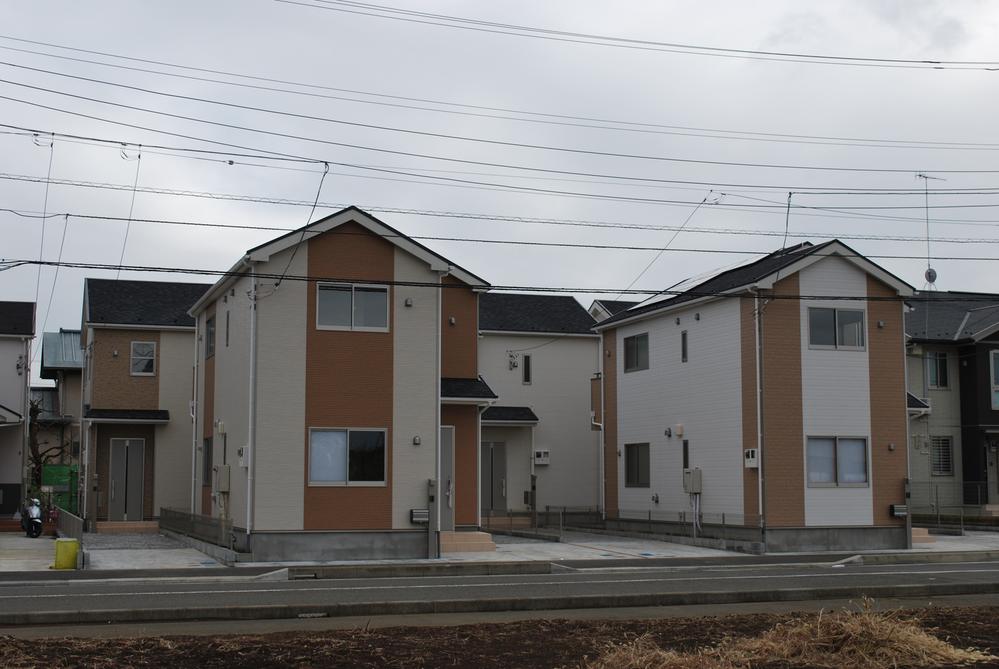 Local appearance photo. Local shooting