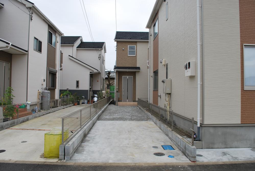 Local appearance photo. Local shooting