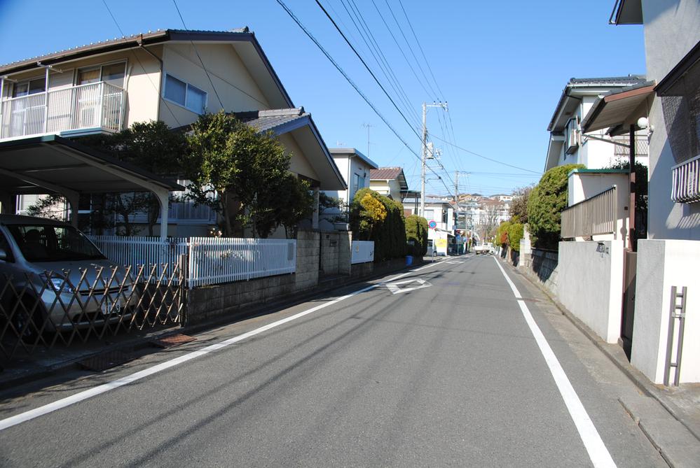 Local photos, including front road. Local (April 2013) Shooting