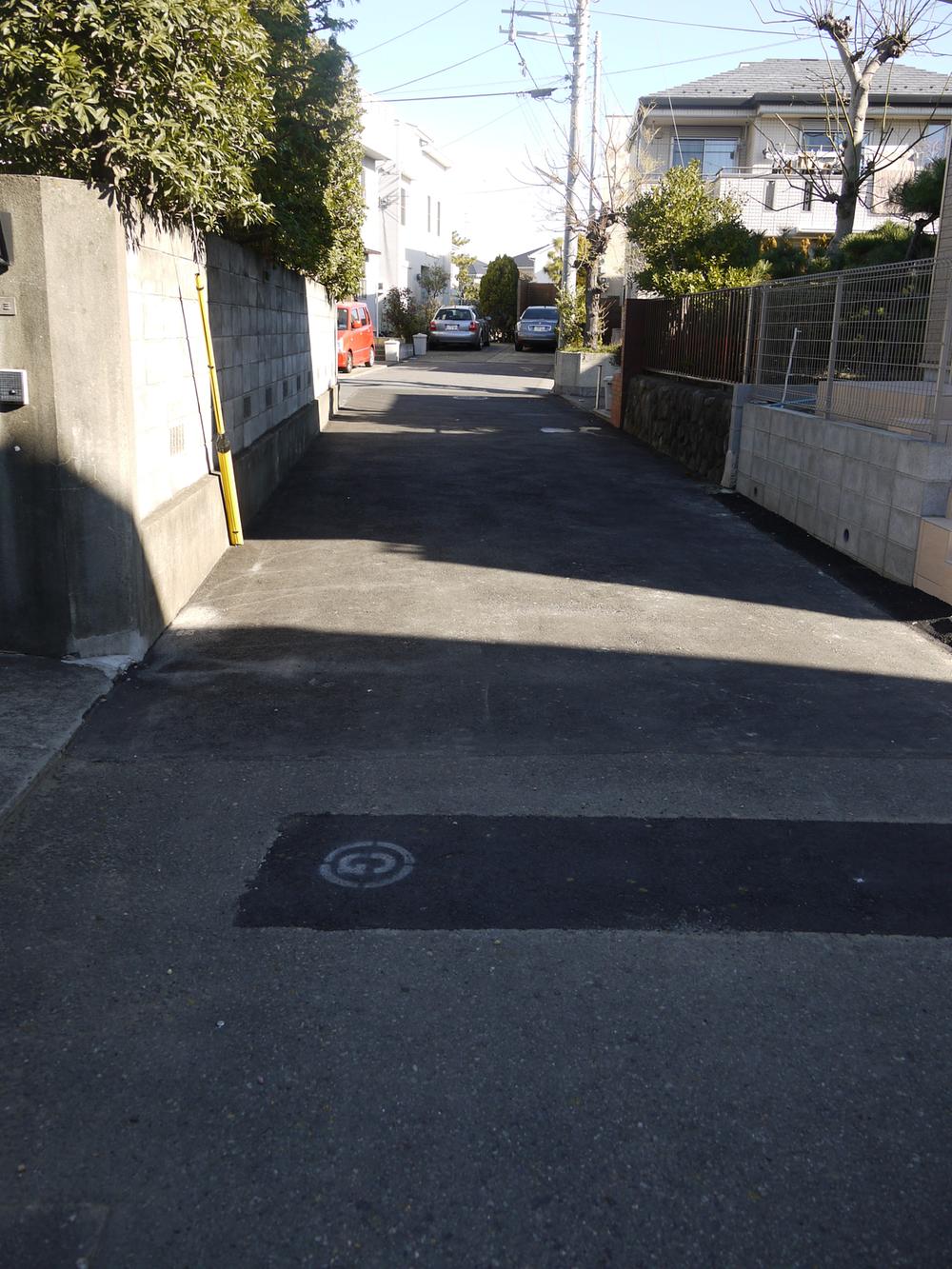 Local photos, including front road. Local (12 May 2013) Shooting