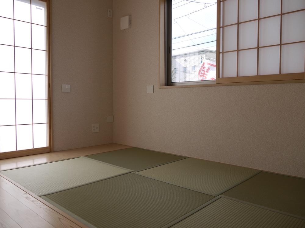 Non-living room. Indoor (11 May 2013) Shooting