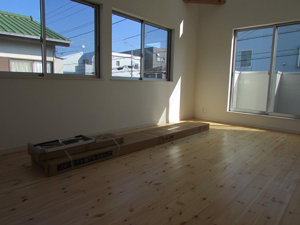 Living. Indoor (11 May 2013) Shooting