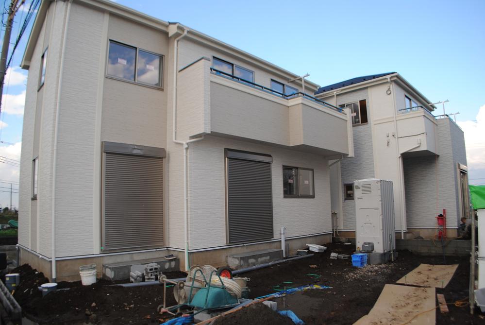 Local appearance photo. Local (12 May 2013) Shooting