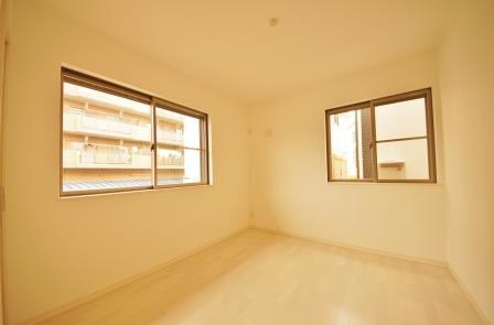 Non-living room. Indoor (10 May 2013) Shooting, Two-sided lighting is the first floor of the Western-style.