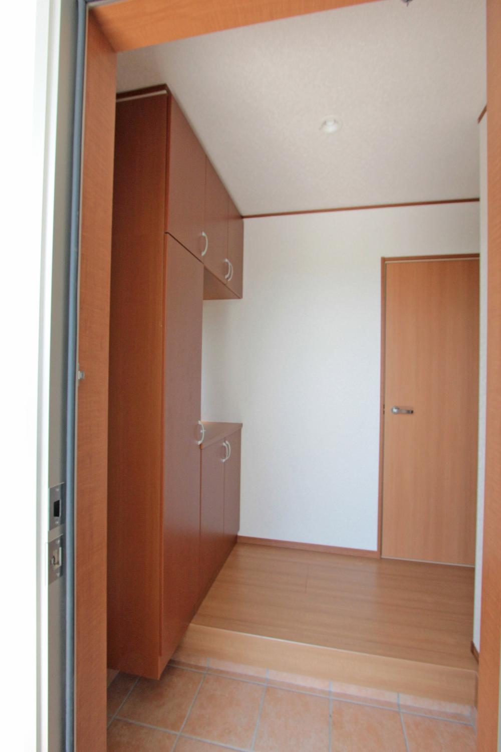 Receipt. Entrance storage Interior construction results