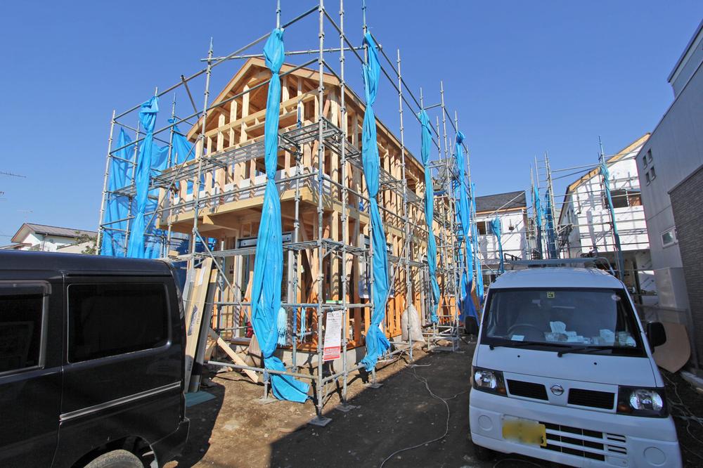 Local appearance photo. 2013 December 03 days shooting 1 Building