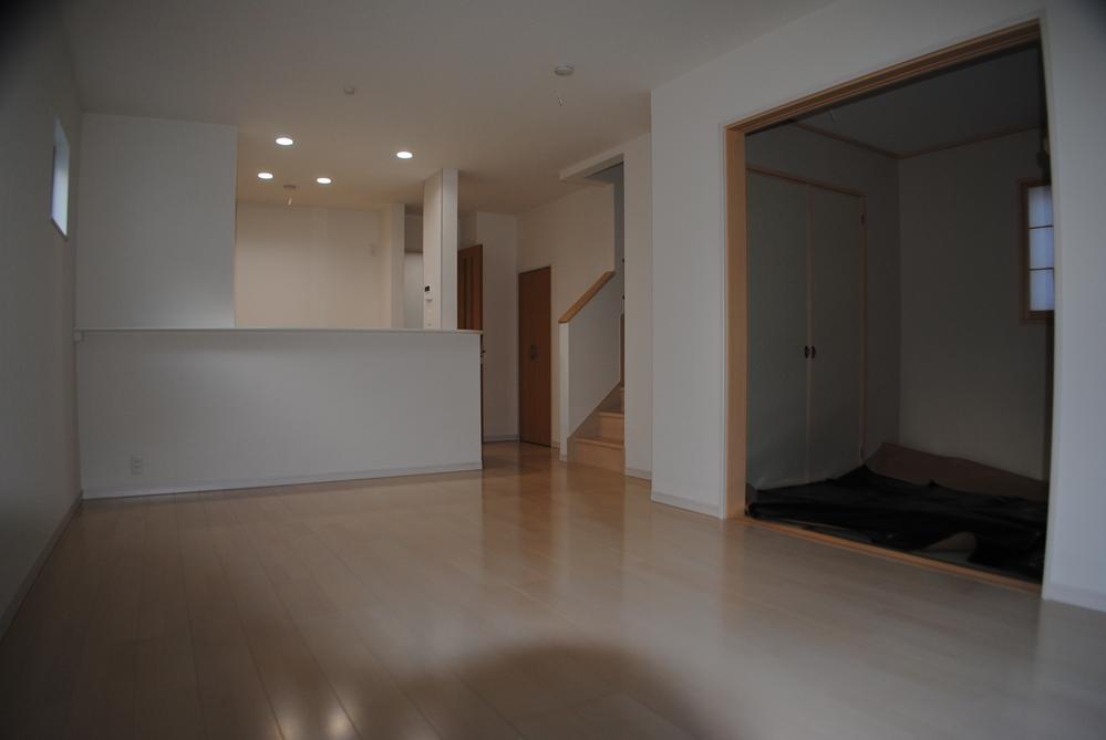 Living. Indoor (12 May 2013) Shooting