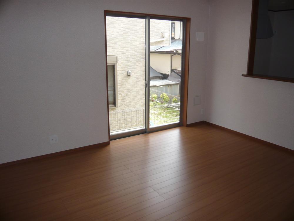 Non-living room. Indoor (September 2013) Shooting