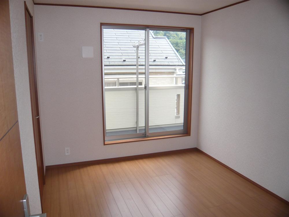 Non-living room. Indoor (September 2013) Shooting