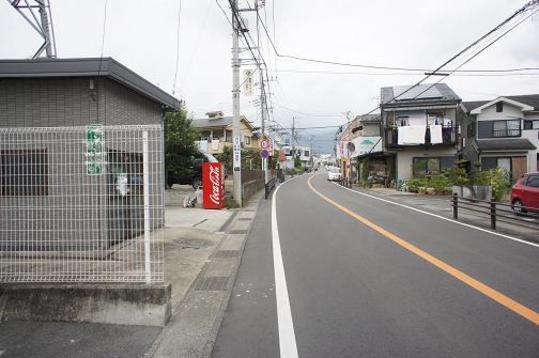 Local photos, including front road. Frontal road
